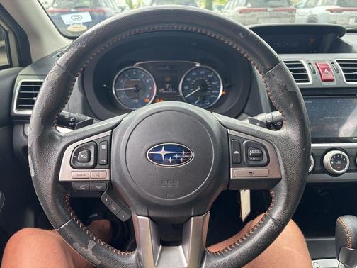 Desert Khaki 2017 Subaru Crosstrek 2.0i Premium