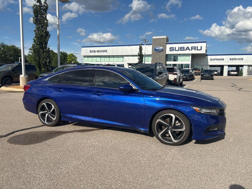 Still Night Pearl 2018 Honda Accord Sport