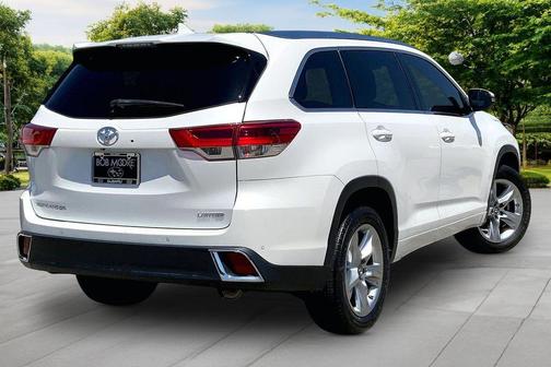Blizzard Pearl 2019 Toyota Highlander Limited