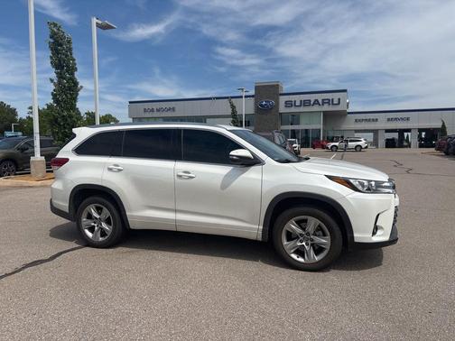 Blizzard Pearl 2019 Toyota Highlander Limited