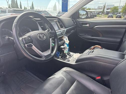 Blizzard Pearl 2019 Toyota Highlander Limited