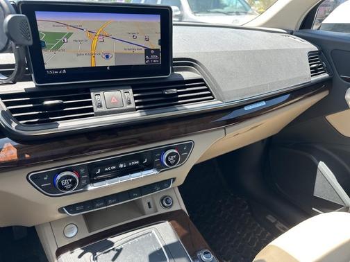 2020 Audi Q5 40 Premium Plus