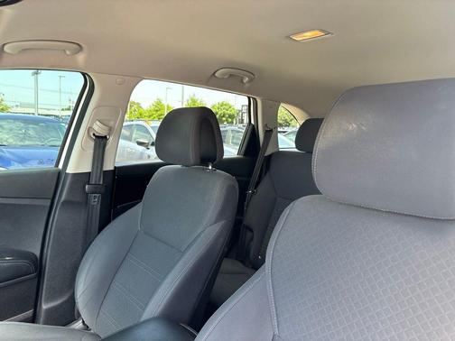 Snow White Pearl 2016 Kia Sorento LX