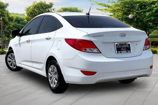 Century White 2016 Hyundai Accent SE