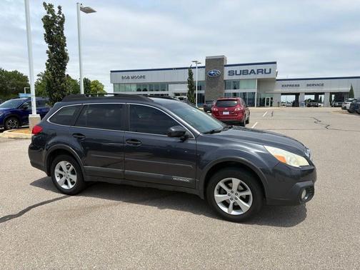 Graphite Gray Metallic 2013 Subaru Outback 2.5i Premium