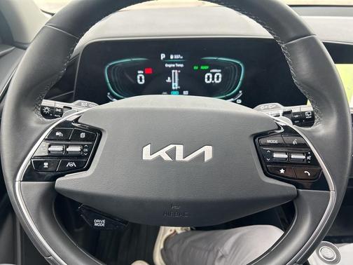 2023 Kia Niro EX Touring