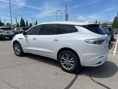 2023 Buick Enclave Avenir