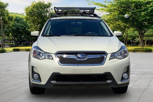 Desert Khaki 2017 Subaru Crosstrek 2.0i Premium