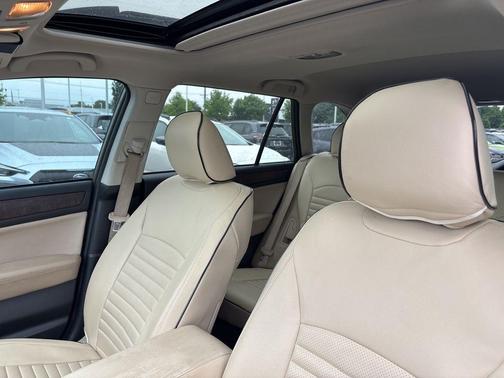 Wilderness Green Metallic 2017 Subaru Outback 2.5i Limited