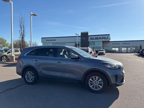 2020 Kia Sorento LX