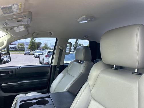 2018 Toyota Tundra SR