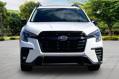 Crystal White Pearl 2023 Subaru Ascent Onyx Edition