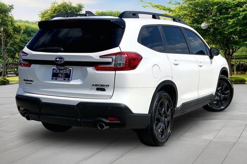 Crystal White Pearl 2023 Subaru Ascent Onyx Edition