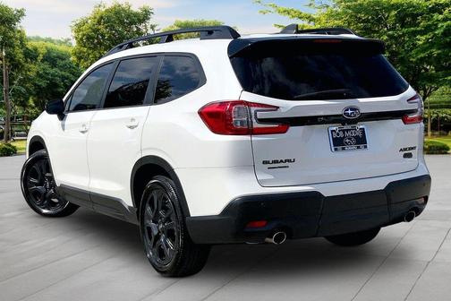 Crystal White Pearl 2023 Subaru Ascent Onyx Edition
