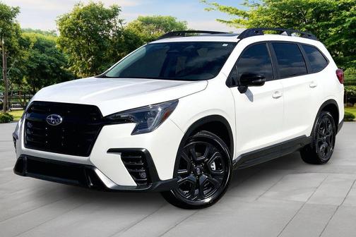 Crystal White Pearl 2023 Subaru Ascent Onyx Edition
