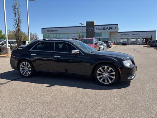 Gloss Black 2017 Chrysler 300C Base