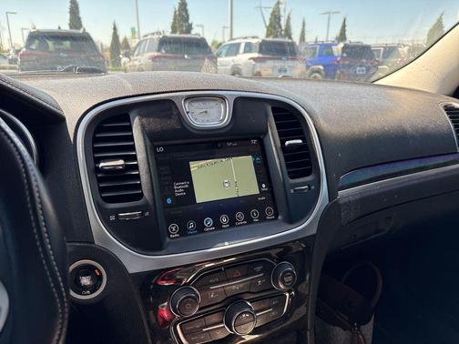 Gloss Black 2017 Chrysler 300C Base