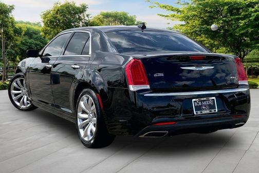 Gloss Black 2017 Chrysler 300C Base