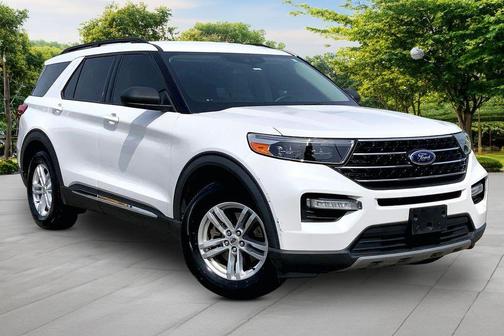 Star White 2020 Ford Explorer XLT