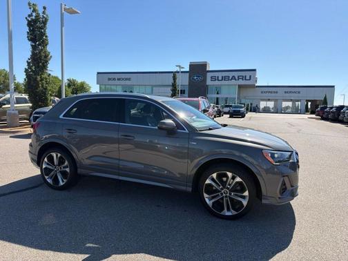 Chronos Gray Metallic 2021 Audi Q3 45 S line Premium
