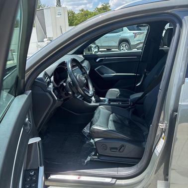Chronos Gray Metallic 2021 Audi Q3 45 S line Premium