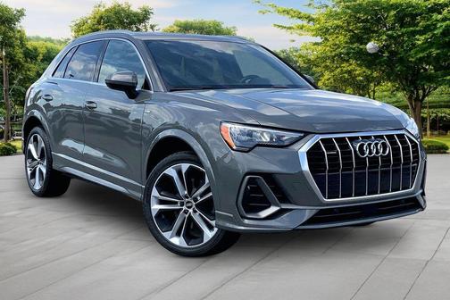 Chronos Gray Metallic 2021 Audi Q3 45 S line Premium
