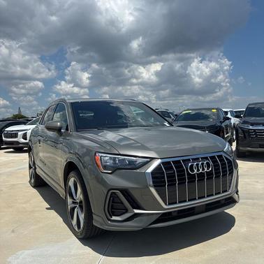 Chronos Gray Metallic 2021 Audi Q3 45 S line Premium