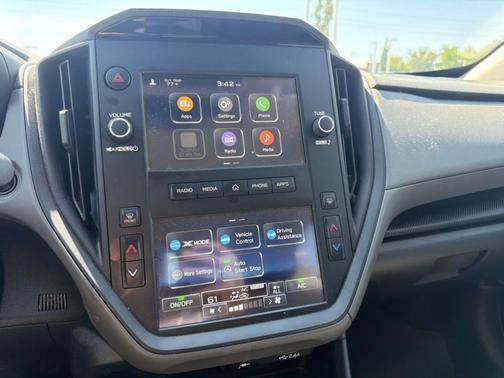 Magnetite Gray Pearl 2024 Subaru Crosstrek Base