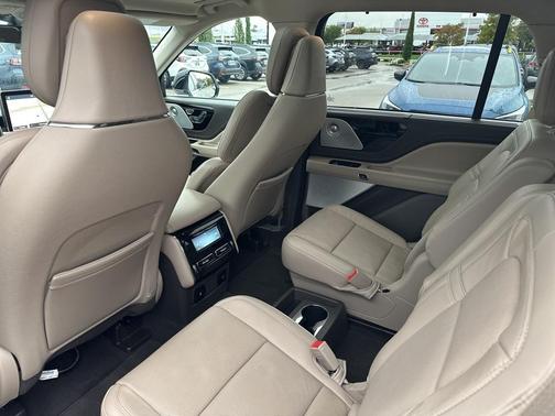 2020 Lincoln Aviator Reserve AWD
