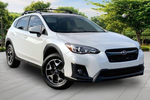 Crystal White Pearl 2019 Subaru Crosstrek 2.0i Premium