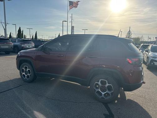 Velvet Red Pearlcoat 2022 Jeep Compass Trailhawk