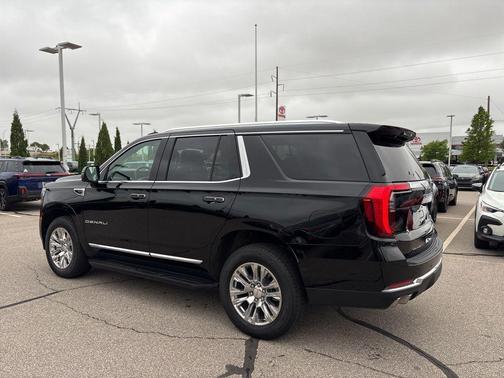 Onyx Black 2025 GMC Yukon Denali