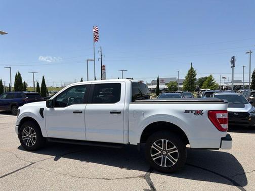 Oxford White 2023 Ford F-150 XL