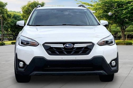Crystal White Pearl 2023 Subaru Crosstrek Limited