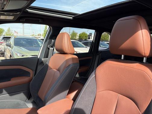 Crystal White Pearl 2025 Subaru Forester Touring