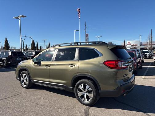 2024 Subaru Ascent Premium