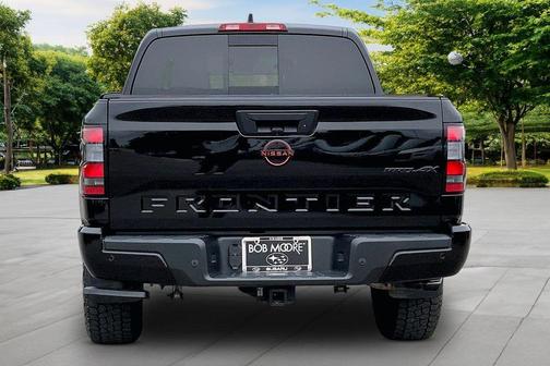 Black 2024 Nissan Frontier PRO-4X