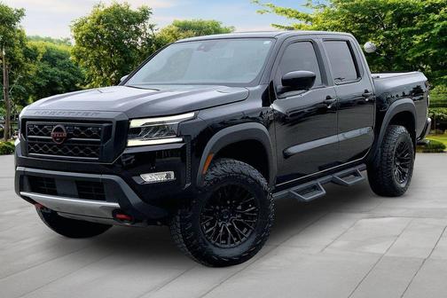 Black 2024 Nissan Frontier PRO-4X