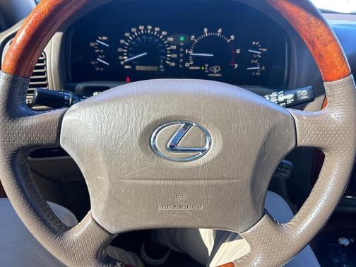 2002 Lexus LX 470 470