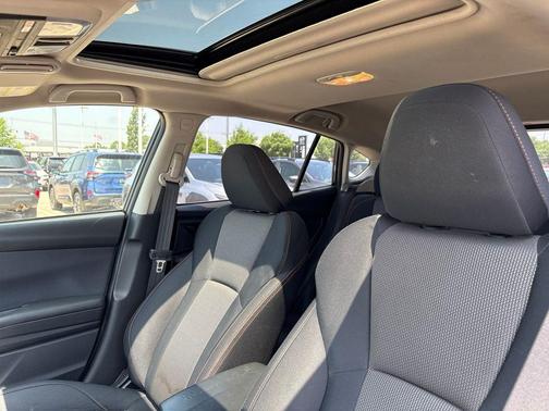 Crystal Black Silica 2019 Subaru Crosstrek 2.0i Premium