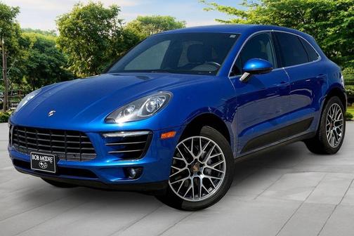 Sapphire Blue Metallic 2016 Porsche Macan S