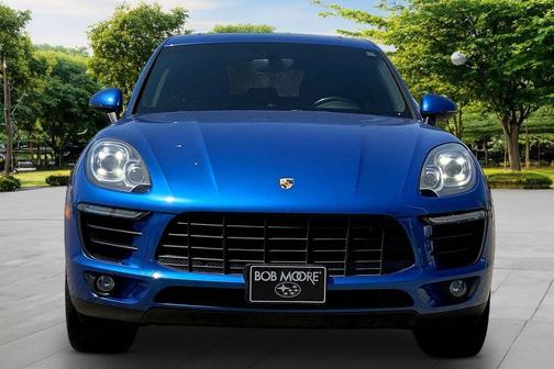 Sapphire Blue Metallic 2016 Porsche Macan S