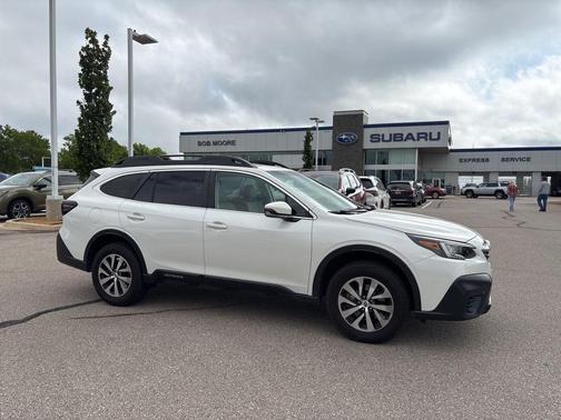Crystal White Pearl 2021 Subaru Outback Premium