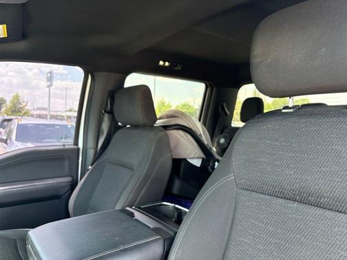 Oxford White 2022 Ford F-150 XLT