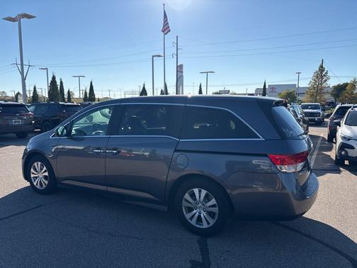 Modern Steel Metallic 2016 Honda Odyssey EX-L