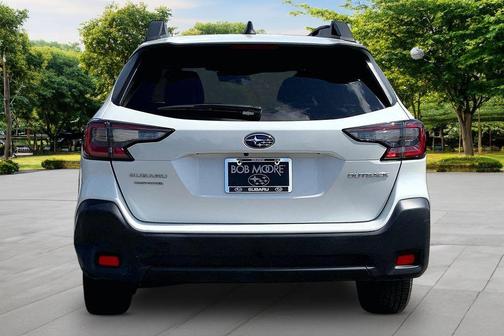 Crystal White Pearl 2023 Subaru Outback Premium