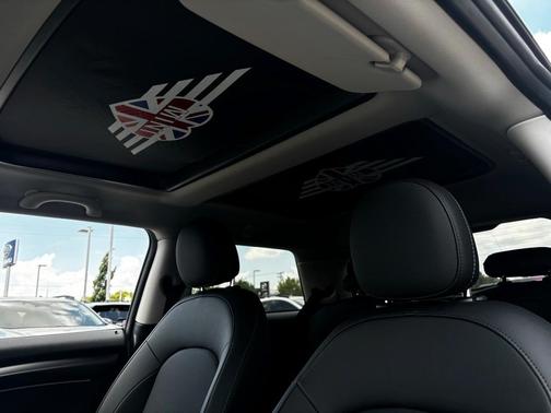 2023 MINI Hardtop Cooper