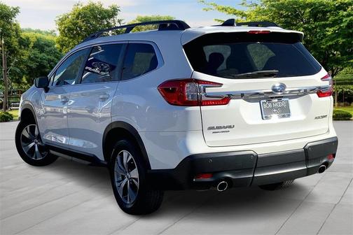 2023 Subaru Ascent Premium 8-Passenger