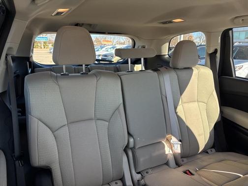 2023 Subaru Ascent Premium 8-Passenger