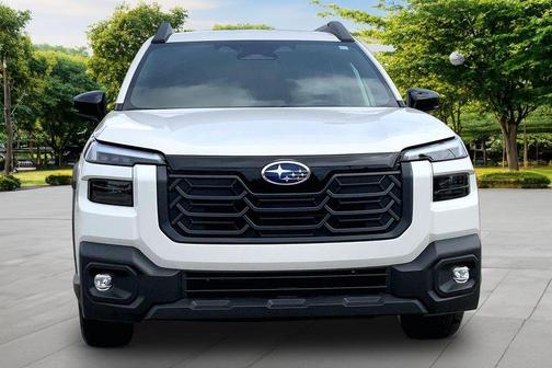 Crystal White Pearl 2026 Subaru Outback Premium